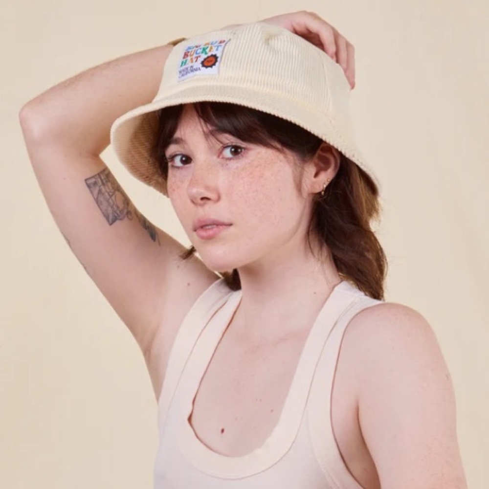 Big Bud Press Bucket Hat (Vintage Tee White)